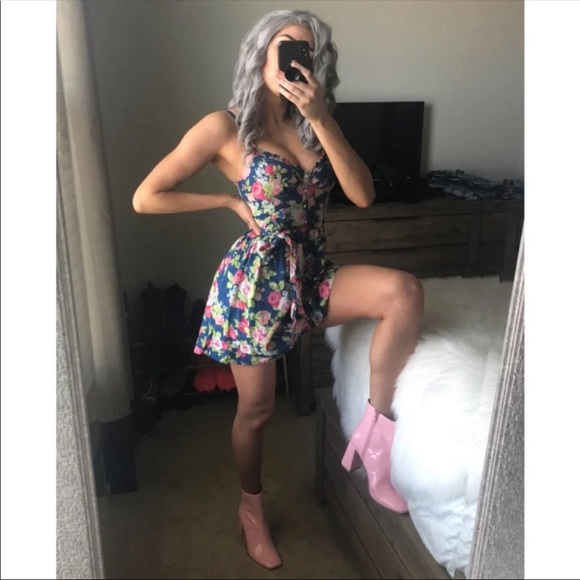 Abercrombie & Fitch Dresses & Skirts - A&F Bustier Floral Dress S